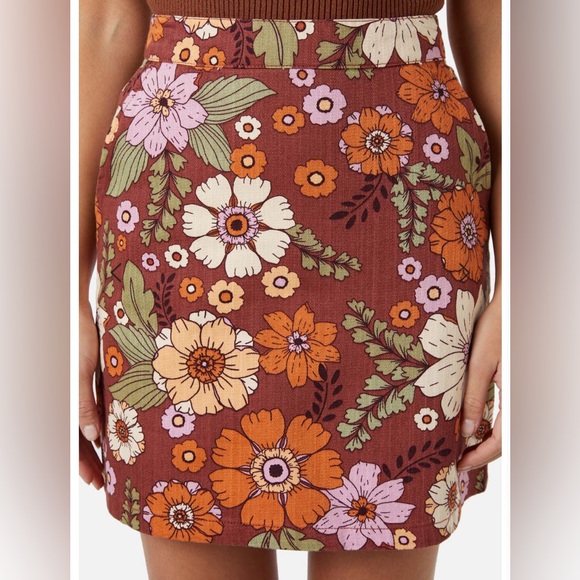 Groovy, floral, boho, 60’s, 70’s style mini skirt. New without tags! Sz 18 AU - Picture 2 of 10